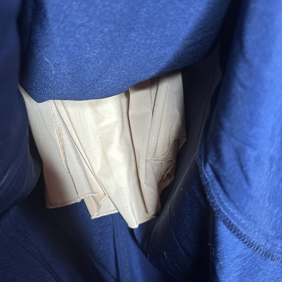 NWT Galina Signature ODETTE - SATIN FITTED V-NECK GOWN - NAVY Size 16 - Picture 8 of 10